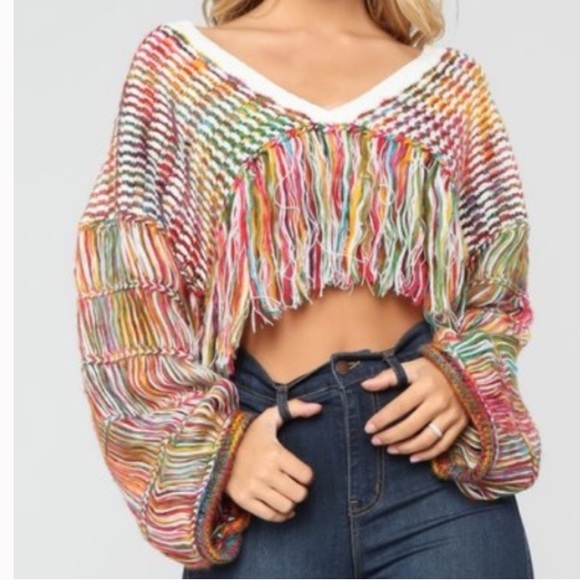 ivory rose Sweaters - NEW Multicolored V Neck Crop Sweater Frayed Hem